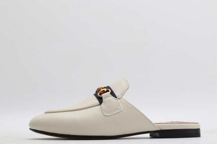 guc loafer