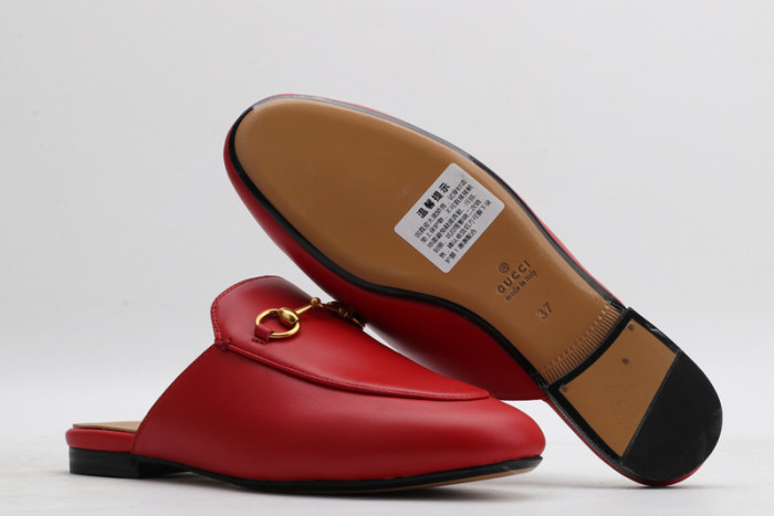 guc loafer