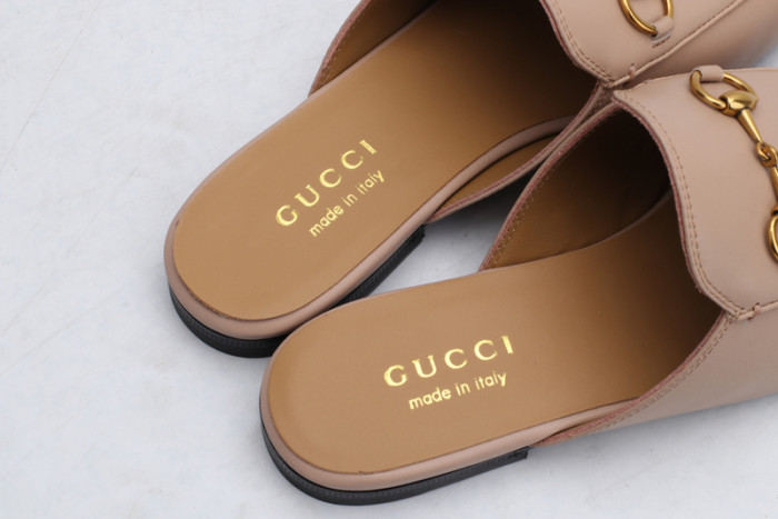 guc loafer
