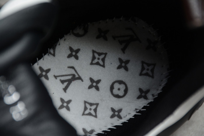 lovt black white sneaker