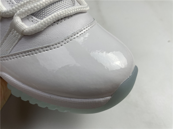 air jordan 11 low “legend blue” av2187-117