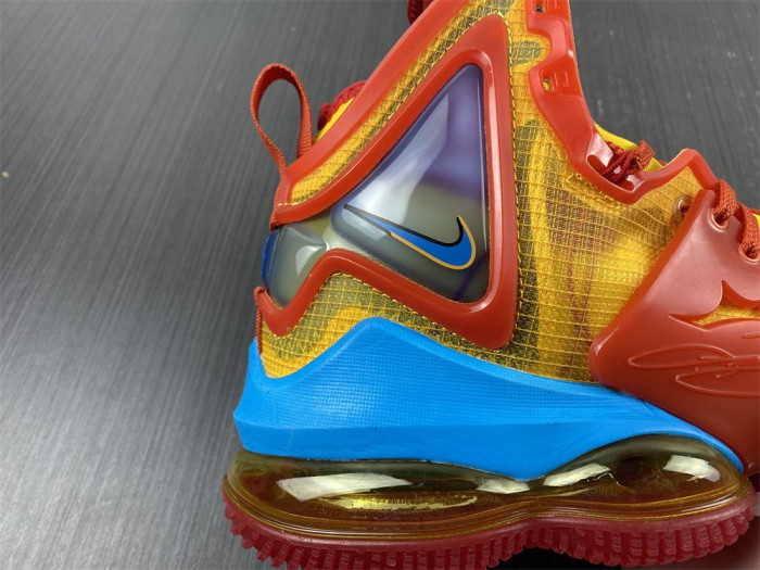 nike lebron 19 tune squad dc9342-800