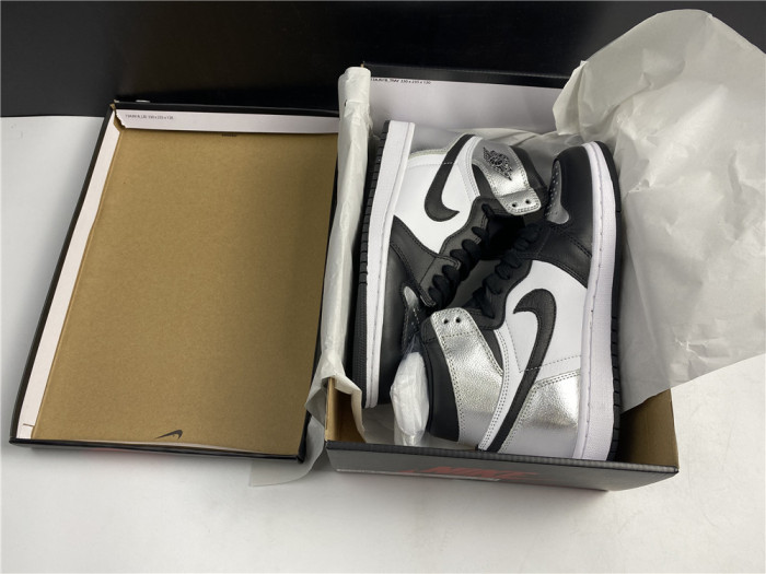 air jordan 1 high og wmns “silver toe” (red box) cd0461-001
