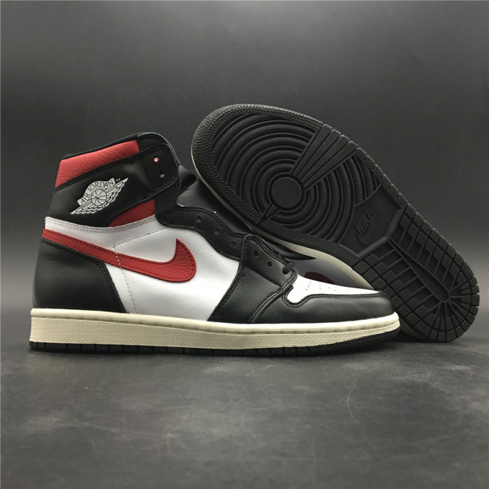 air jordan 1 black white gym red 555088-061