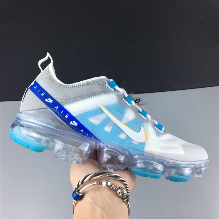 nike air vapormax 2019 white university gold wolf grey ci1240-102