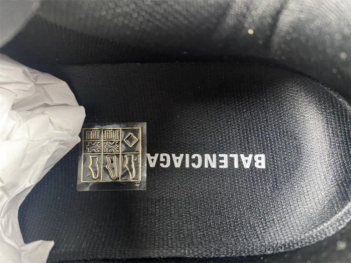 Ba*len*cia*ga runner sneakers white black white 677403w3rb29010