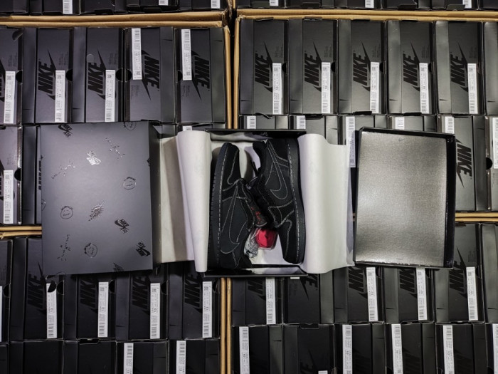 air jordan 1 retro low og sp travis scott black phantom dm7866-001