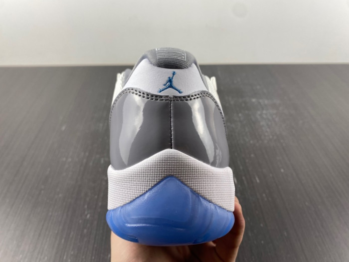 air jordan 11 low “cement grey”av2187-140