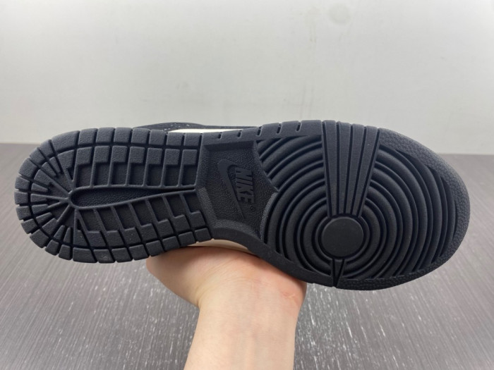 nike batman dunk low fc1688-300