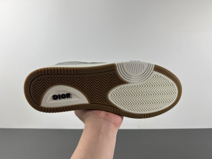 LOW DIOR OBLIQUE GALAXY B27