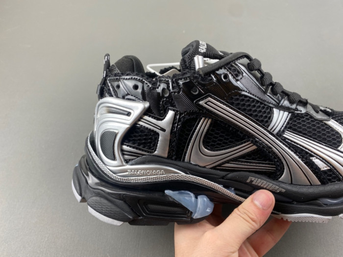 Balenciaga Runner Graffiti BCR025