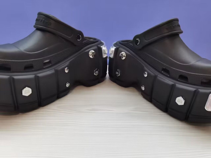 ba*len*cia*ga x Cr*0*s hardCr*0*s sandal