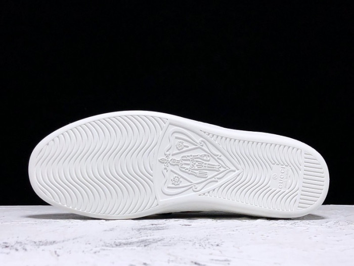 gi ace embroidered low-top sneaker h903p103