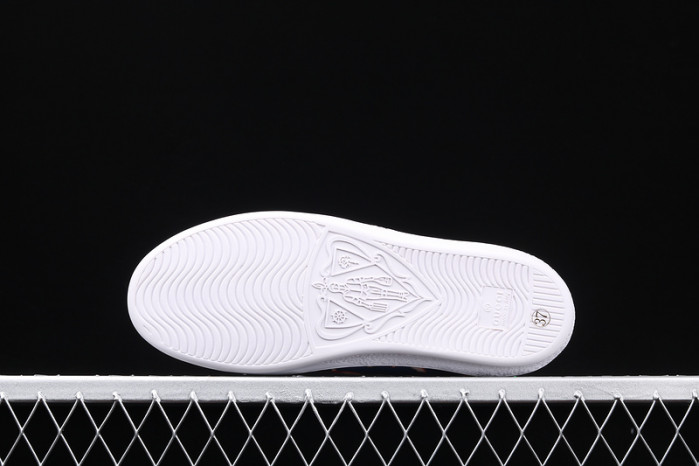 gi ace embroidered low-top sneaker h903p110