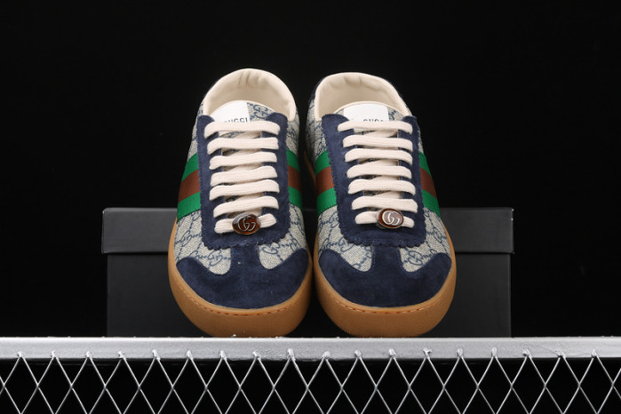 gi ace embroidered low-top sneaker h903p123